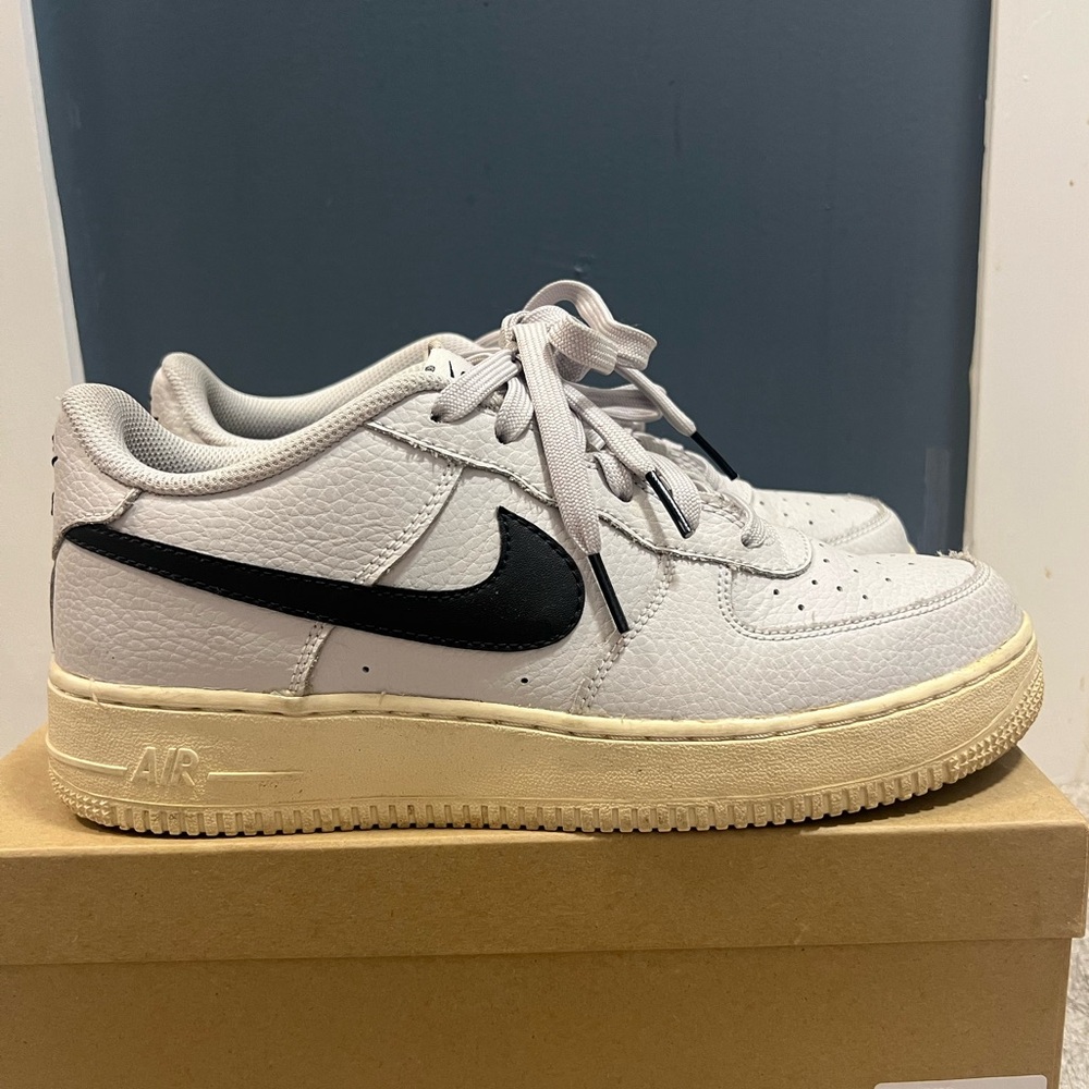 Nike Air Force 1 sneakers